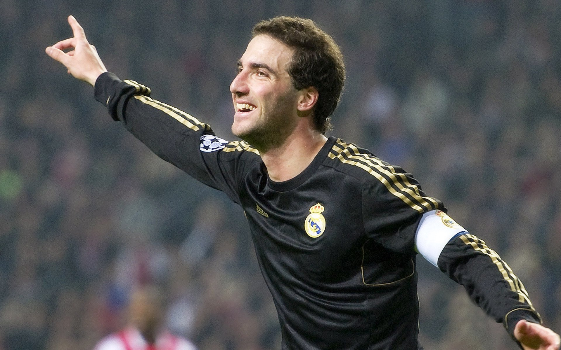 中超球员年度数据对比技战术贡献分析，中超本土球员年薪排行榜2021